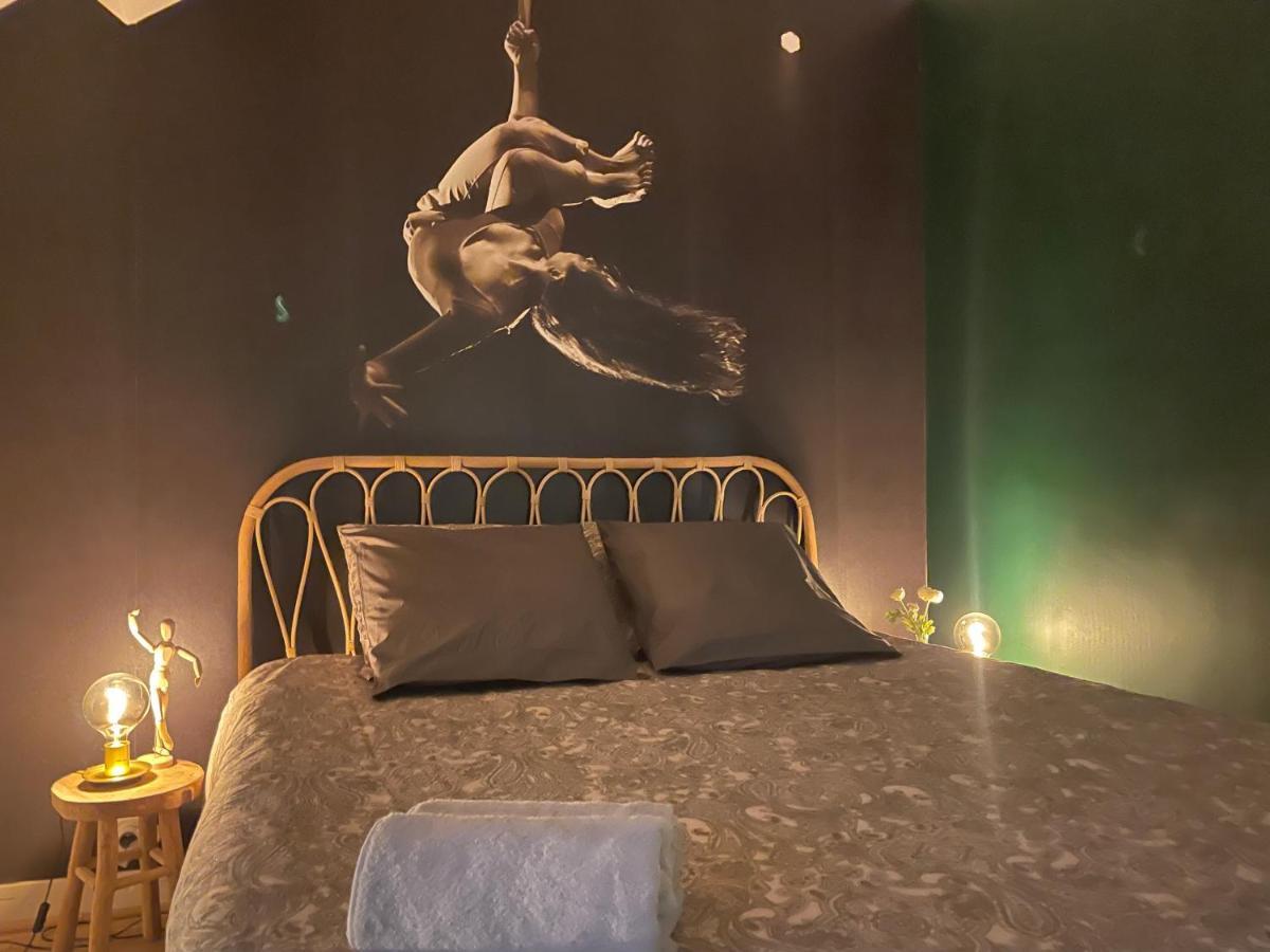 El Circo Gambetta,Sublime Suite Balneo Hypercentre Épernay Zewnętrze zdjęcie